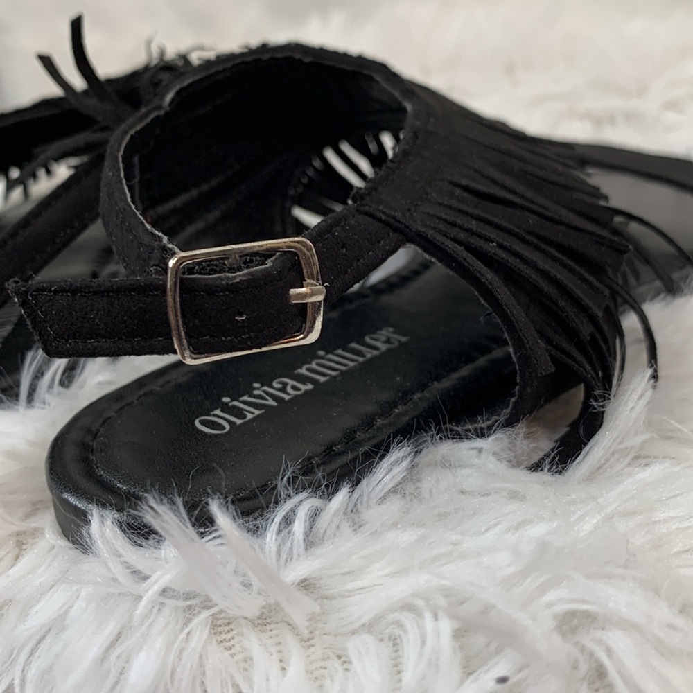 Olivia Miller Black Fringed Sandals- NWT - Picture 5 of 8
